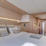 Artisans of yachting